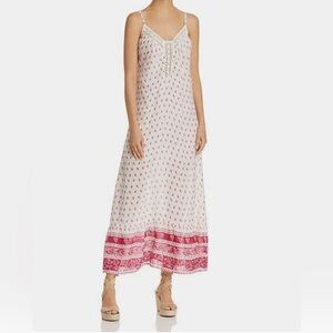 {Le Crème} Sleeveless, Pink Paisley Maxi Dress